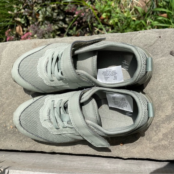 2 H&M Sage Green Mesh Sneaker and Sandals. - Picture 3 of 7